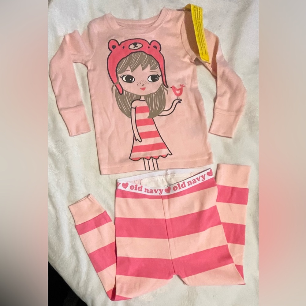 NWT Old Navy 2 Piece Set Pink top and pants Girls 2T - Picture 1 of 3